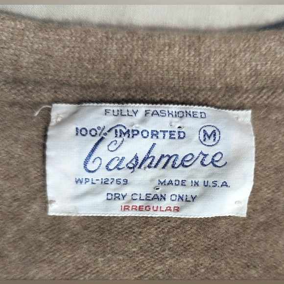 Vintage Soft Beige Thick Cashmere Cardigan - Picture 8 of 8